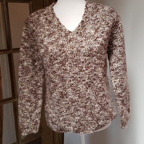 ROE Long Sleeve Sweater - Picture 1 of 3